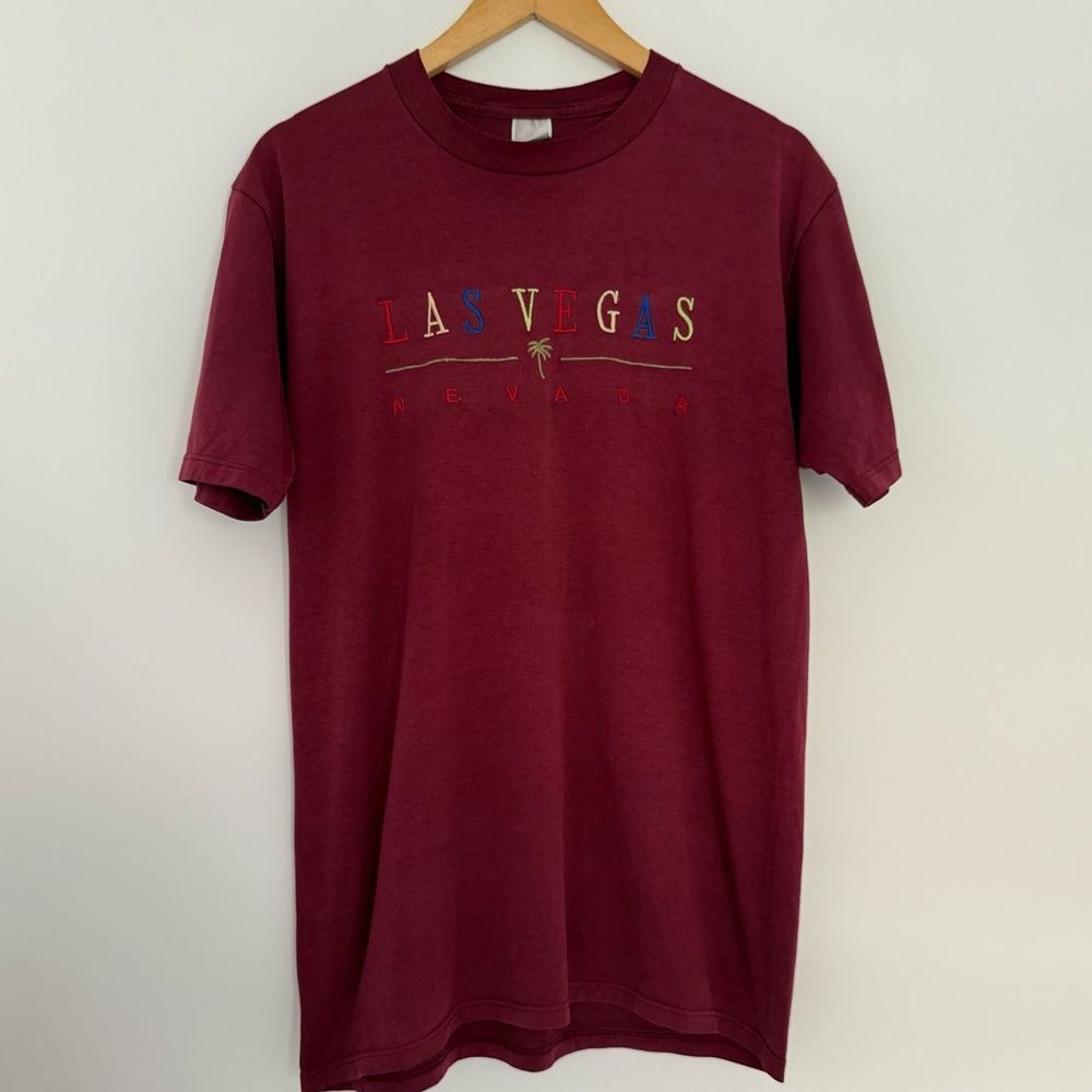 VINTAGE 1990s JERZEES EMBROIDERED LAS VEGAS T-SHIRT LARGE